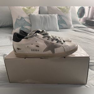 Golden Goose Sneakers